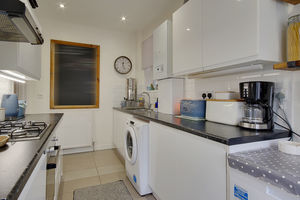 Kitchen- click for photo gallery